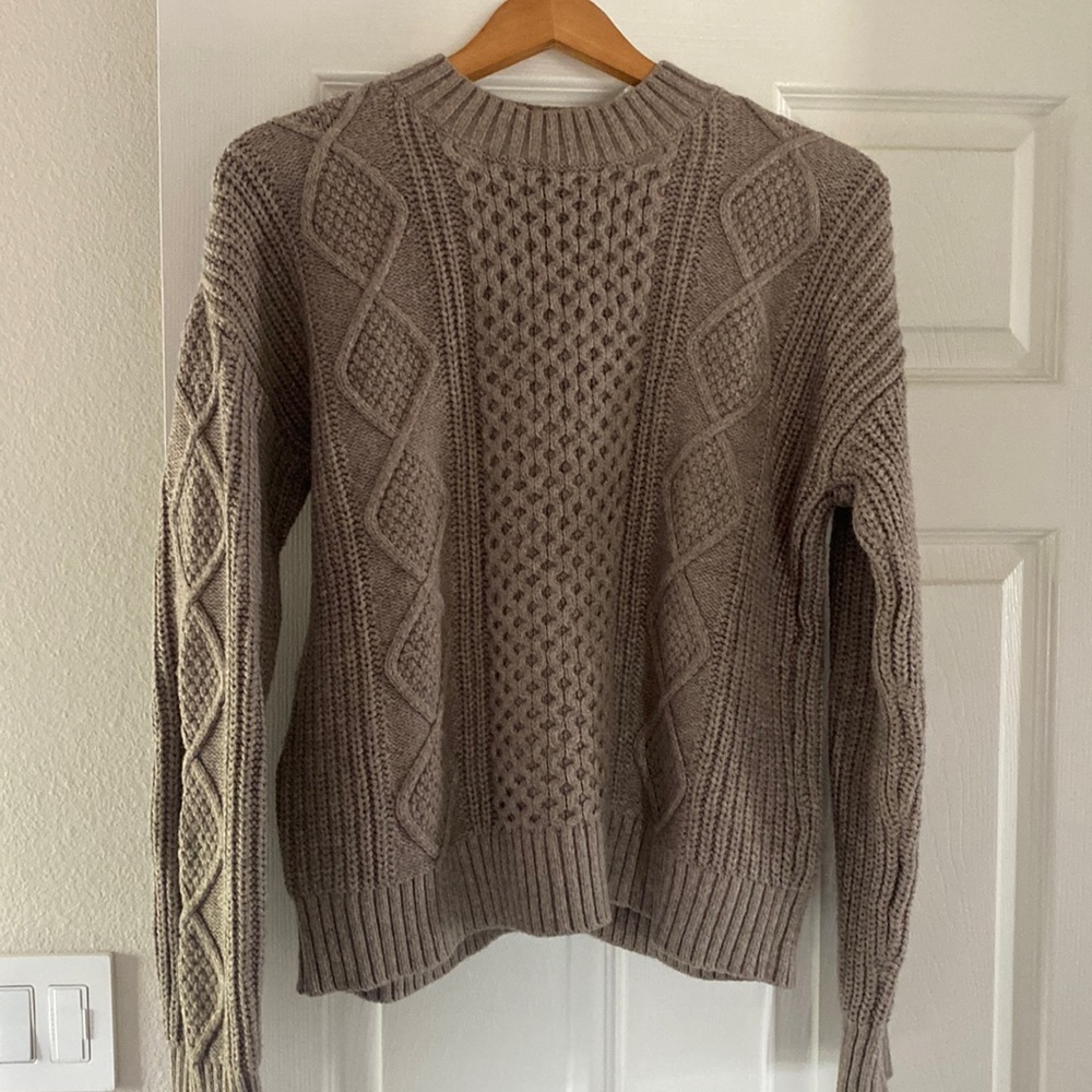 Banana Republic fisherman cable sweater